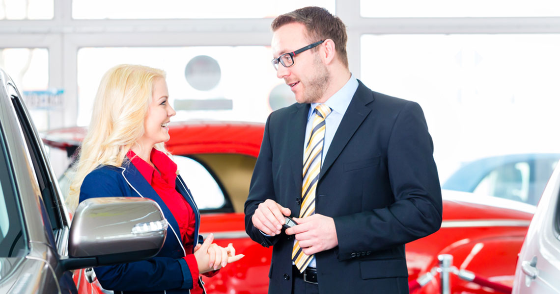 Five Differences Between Renting and Leasing A Car in Dubai